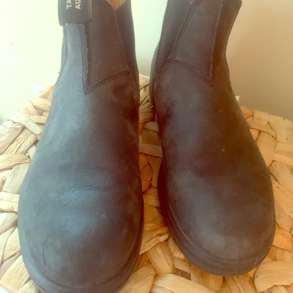 Blundstone Black Boots Men’s 5 1/2 Women’s 7 1/2